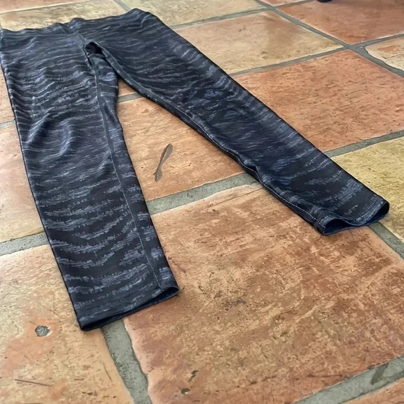 ๐ท TEREZ New York Athletic Yoga Workout Leggings Tiger Stripe Small - Picture 3 of 9